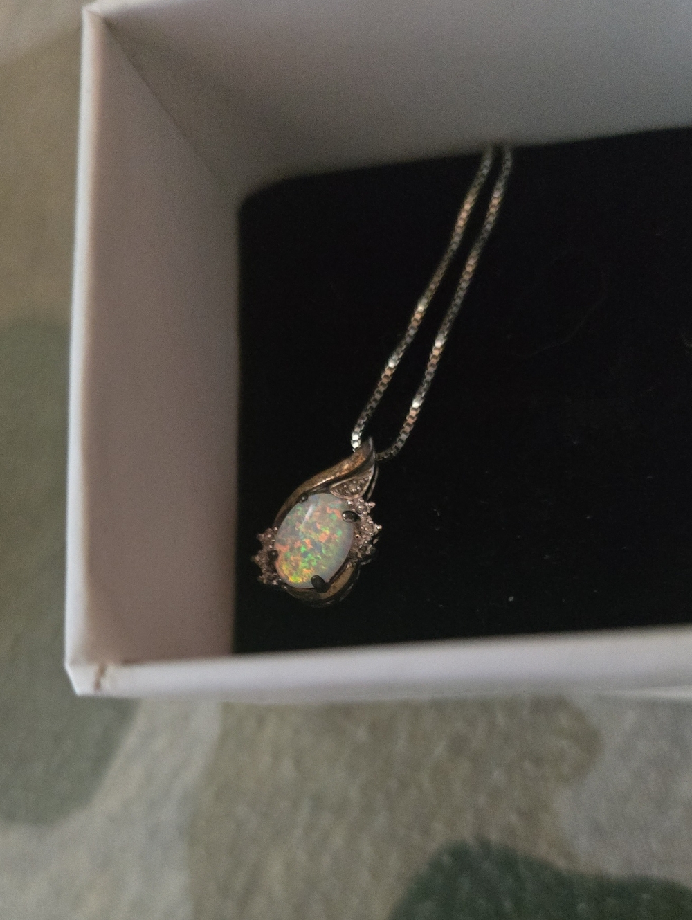 .925 Sterling Silver Chain  Oval Opal Pendant Nl